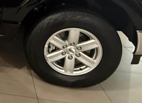 Picture of  للبيع تلبيسه تفصال لون تفني تركب على F150 