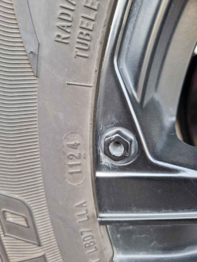 Picture of رنقات و تواير صيني حق فورد F-250 