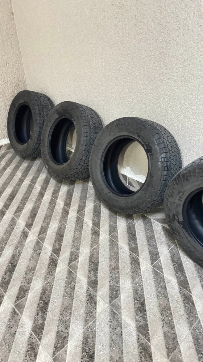 Picture of للبيع تواير تويو نظيفه 