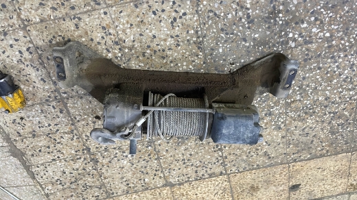 Picture of ونش تايوتا لاندكروزر 2003 GXR