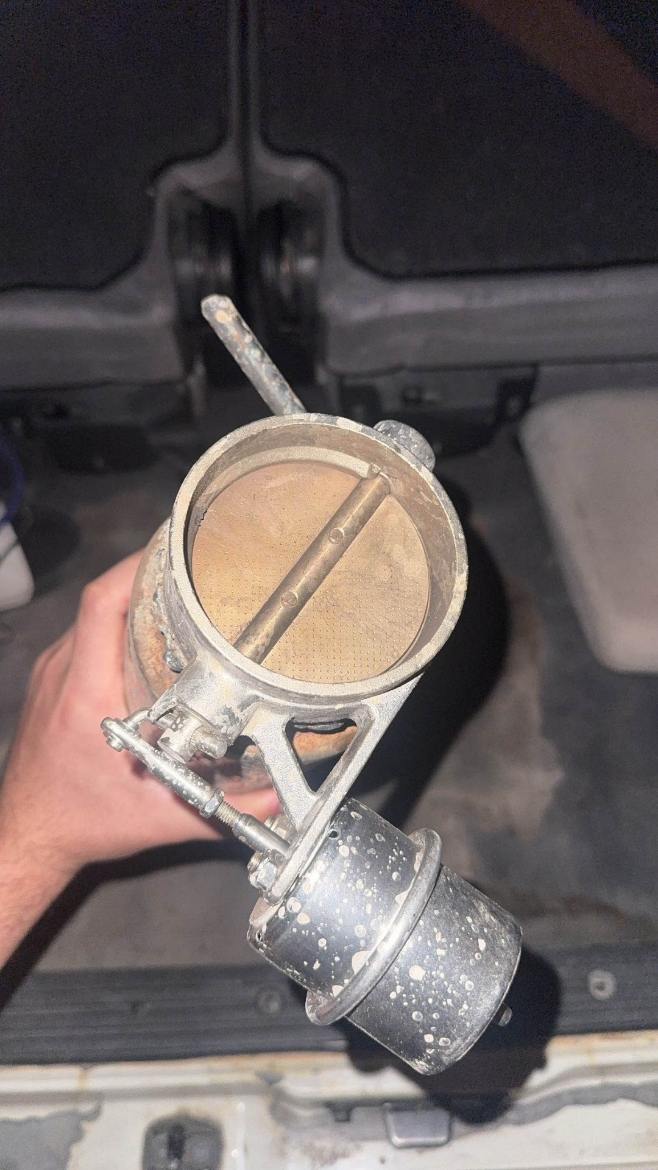 Picture of للبيع اقزوز F1 معه كامل مرفقاته ( بوابه +كت اوت)