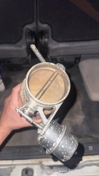 Picture of للبيع اقزوز F1 معه كامل مرفقاته ( بوابه +كت اوت)