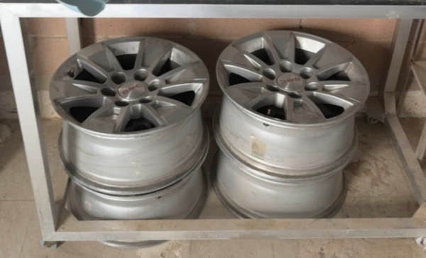 Picture of للبيع رنقات سييرا فئة Pro