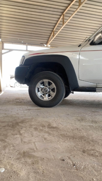 Picture of للبدل رنقات 2003 درجة اوله شرط نظاف ماحاشهم لا قار ولا مخرطه افحص وين ماتبي للبدل مع استرالي 